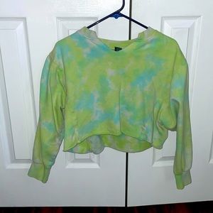 Size Medium tye dye crew neck hoodie